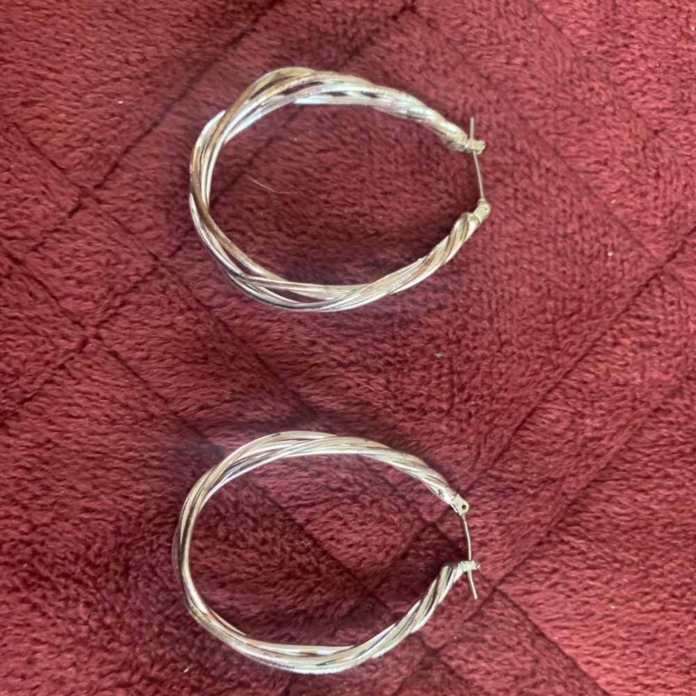 Silver earrings - Picture 2 of 2